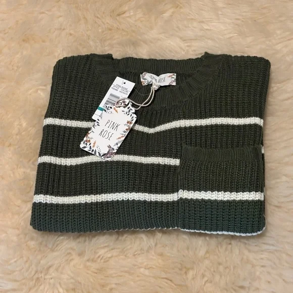 Cable Knit Green/ White Crewneck Stripes Oversized Cropped Sweater - Picture 3 of 5